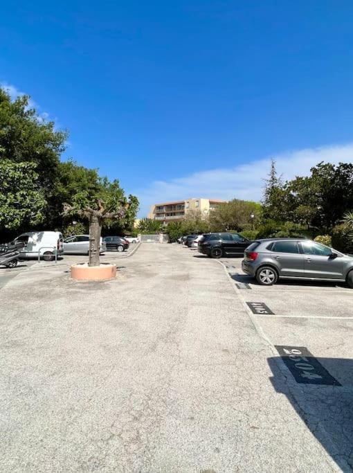 Appartement Avec Jardin Au Coeur De Saint-Tropez. Ngoại thất bức ảnh